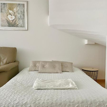 Ferienwohnung 90 M2 Maisonette With Free Parking Wien Exterior foto